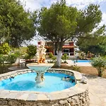 Villa Elatia Volímai