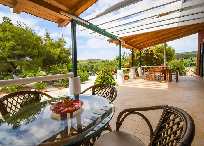 Elatia Villa *