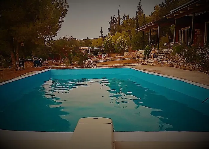 Elatia