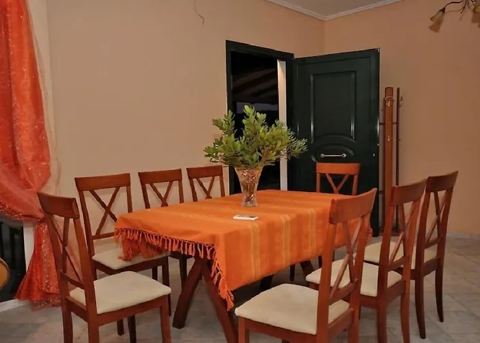 Villa Elatia Volímai