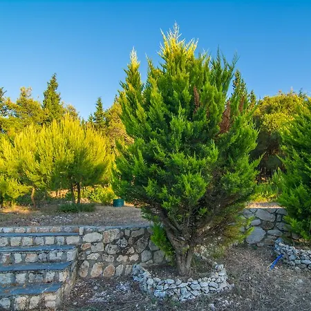 别墅 Elatia Volímai